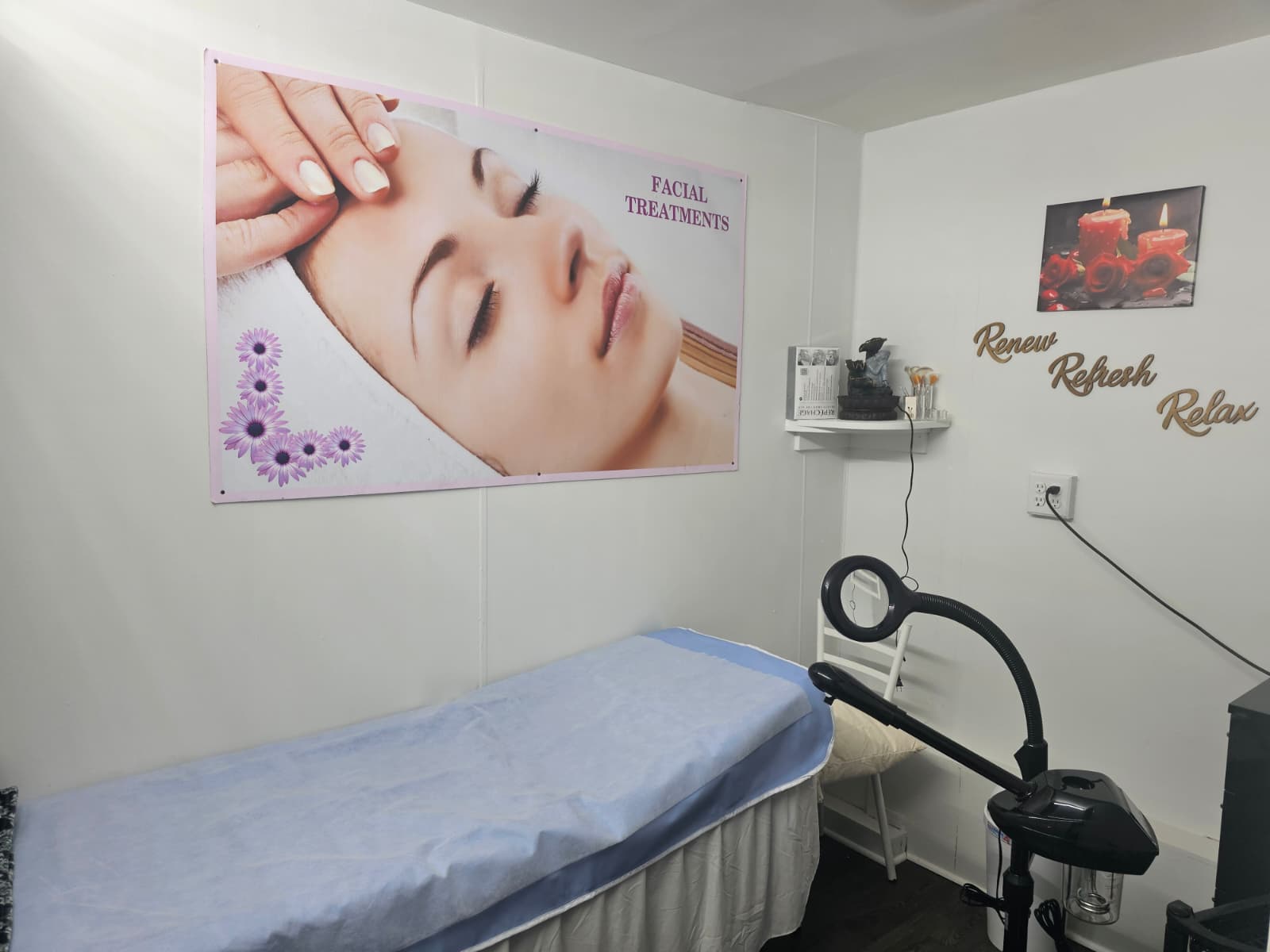 Facial Room