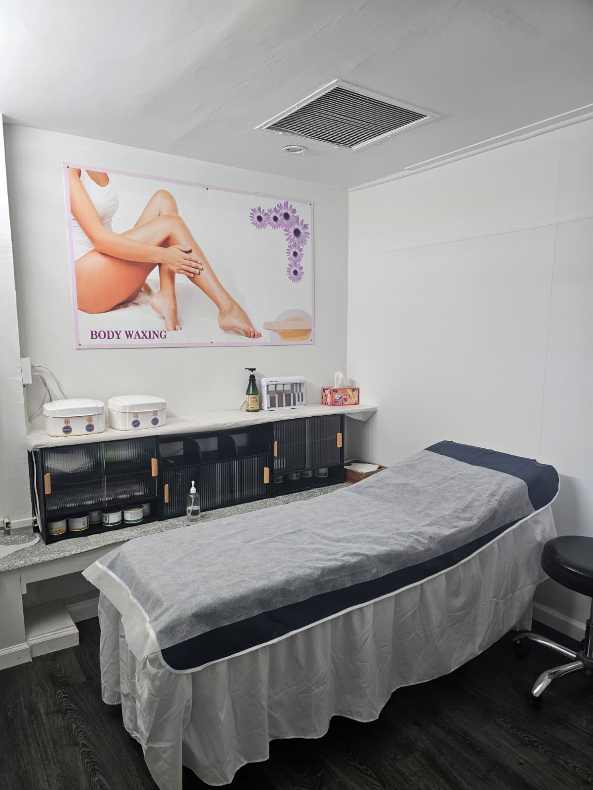 Waxing Room